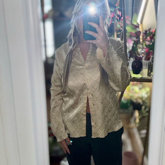 Milano Tops - Milano Gold Puckered Pattern Button Down Blouse